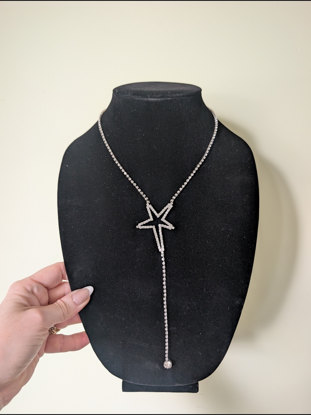 Silver Star Lariat Necklace - Sparkling Rhodium-Plated Y Drop Simon Chang - Picture 5 of 11